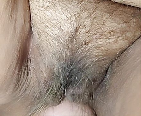Pissing on My Feet and Masturbating Hairy Pussy While Peeing
